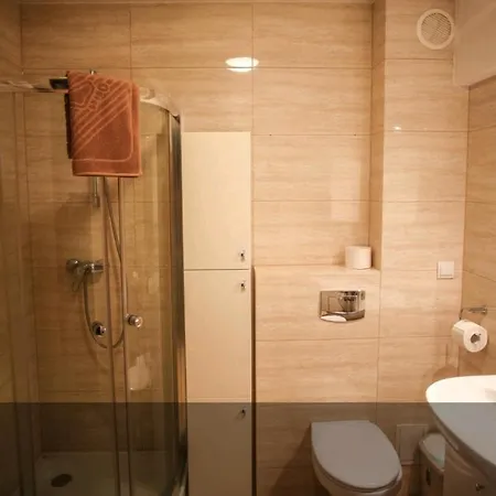 Fantastyczny Apartament Z Miejscem Parkingowym Apartman Krynica Zdrój